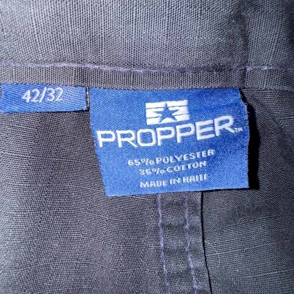 Propper brand Men's tactical Black Cargo Pants. Size 42/32. GUC